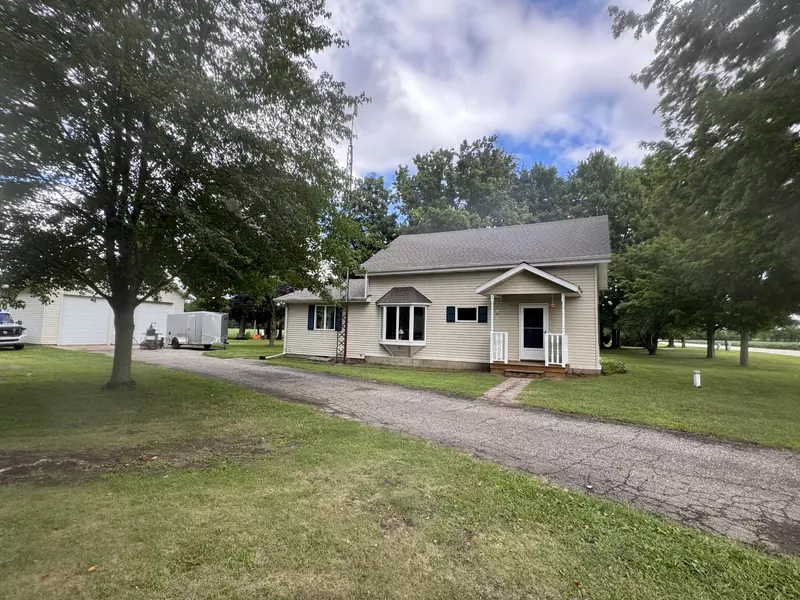 19264 Marcellus Highway, Marcellus, MI 49067
