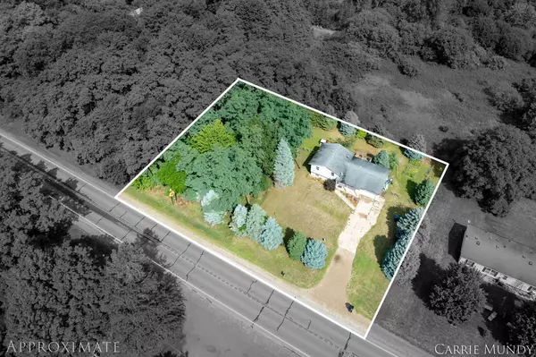 Fennville, MI 49408,6757 124th Avenue