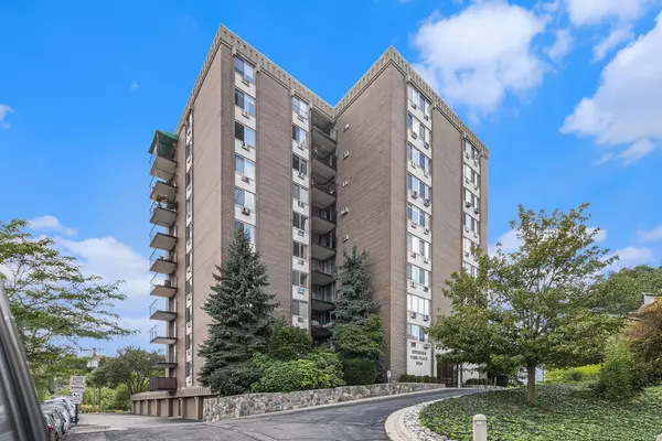 Ann Arbor, MI 48105,1050 Wall Street #5D