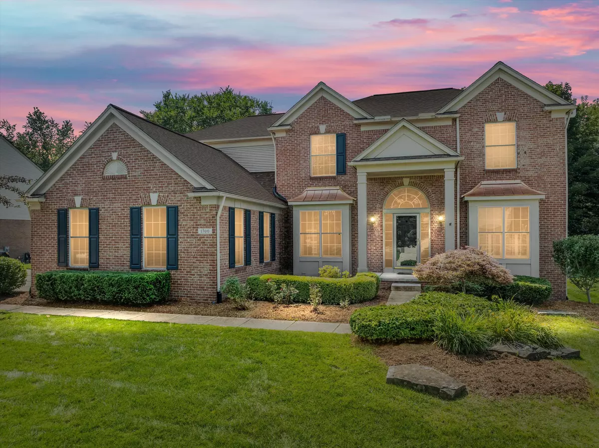 Lake Orion, MI 48360,1700 Covington Woods Lane