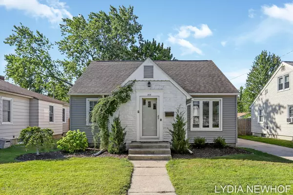 268 W 15th Street, Holland, MI 49423