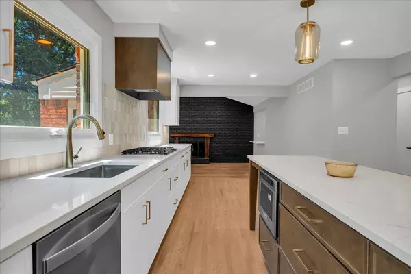 Troy, MI 48084,3729 Boulder Drive