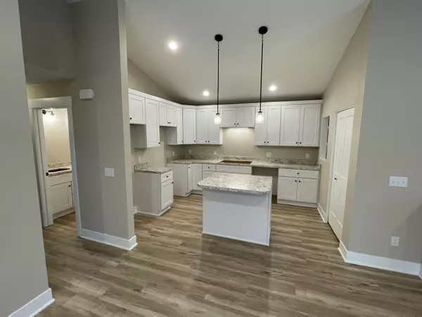 Grand Rapids, MI 49525,1860 Kreft NE Street
