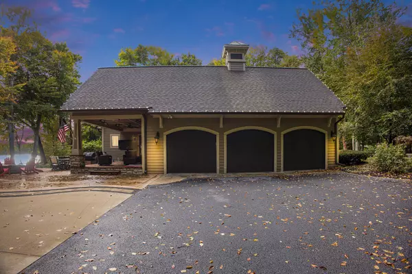 Spring Lake, MI 49456,19184 Rosemary Road