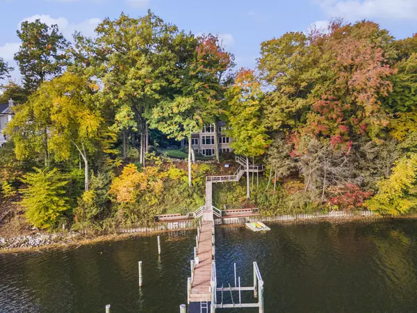 Spring Lake, MI 49456,19184 Rosemary Road