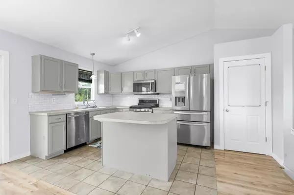 Rockford, MI 49341,11815 Oakfield Valley NE Drive
