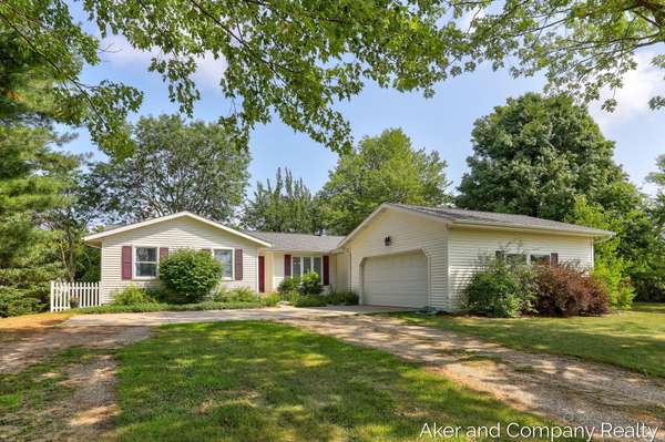8811 Buchanan Street, Allendale, MI 49401