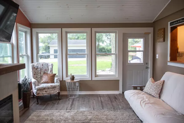 Three Oaks, MI 49128,710 S Elm Street