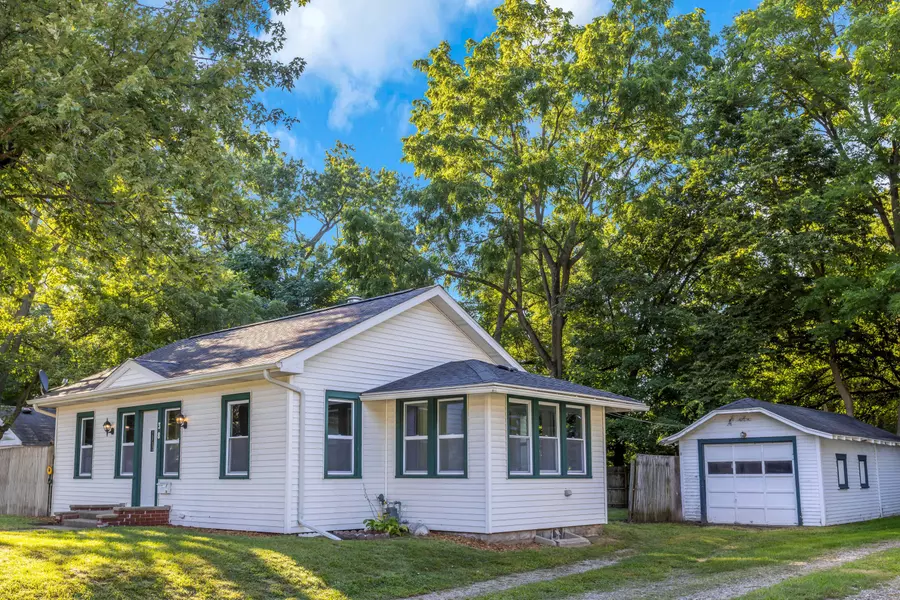 38 E Willard Avenue, Battle Creek, MI 49017