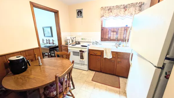 Southgate, MI 48195,13532 Mercier Street