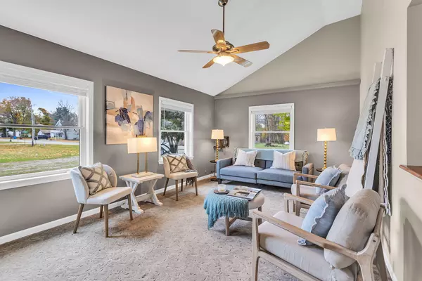 Brooklyn, MI 49230,110 W Commercial Drive