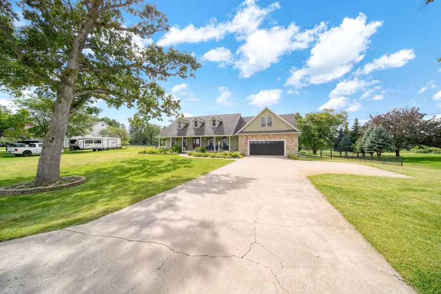 10412 Hankerd Road, Pleasant Lake, MI 49272