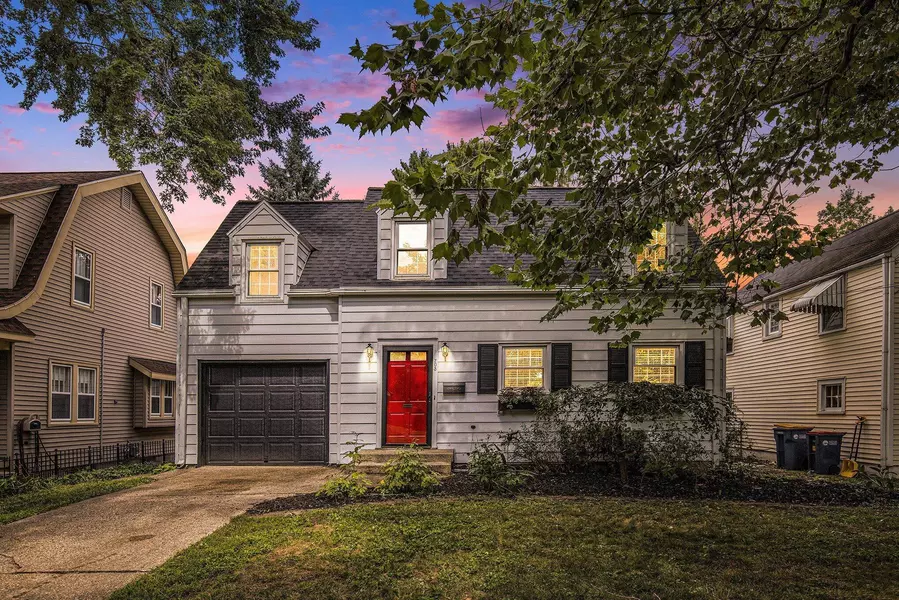 703 Griswold SE Street, Grand Rapids, MI 49507