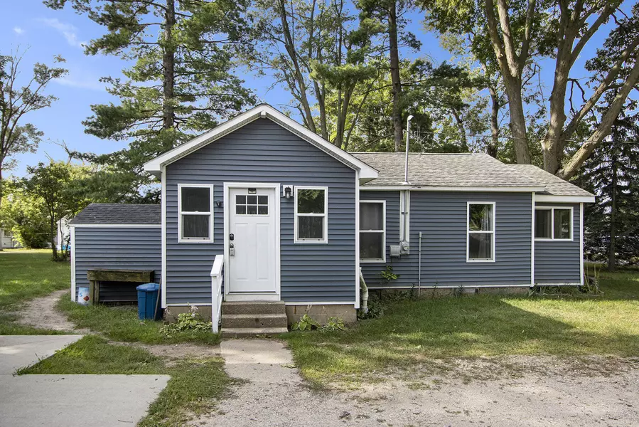 525 S Wilmott Street, Otsego, MI 49078