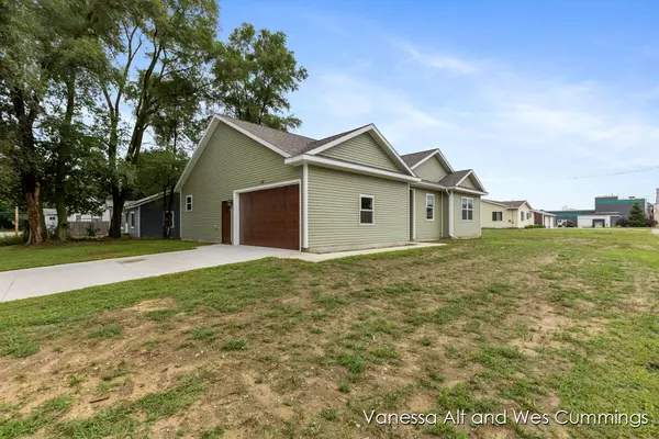 Belding, MI 48809,902 N York Street
