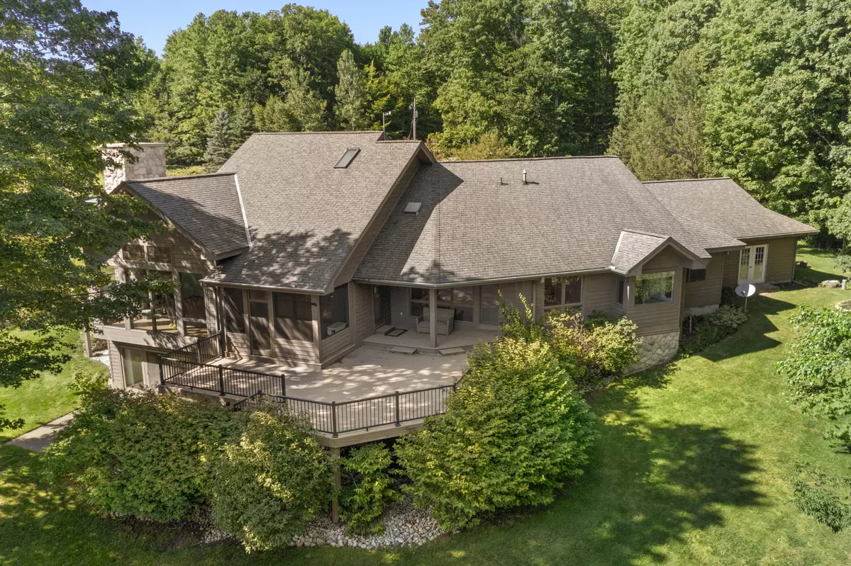 Bear Lake, MI 49614,11775 Golfview Drive