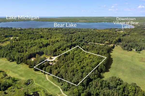 Bear Lake, MI 49614,11775 Golfview Drive