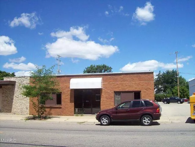Grand Rapids, MI 49504,925 Bridge NW Street