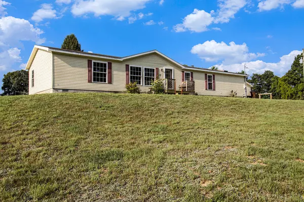 Six Lakes, MI 48886,6435 W Almy Road