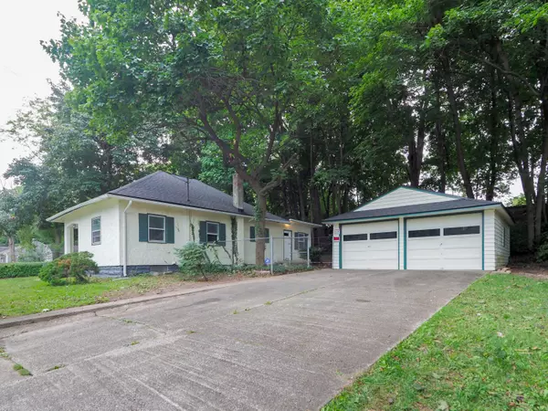 1722 Humphrey Street, Kalamazoo, MI 49048
