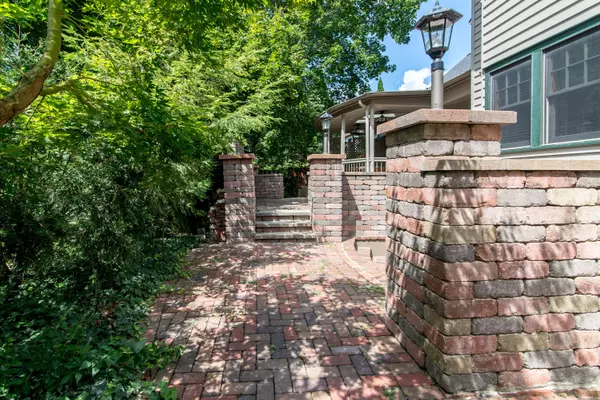 Ann Arbor, MI 48104,1928 Lorraine Place