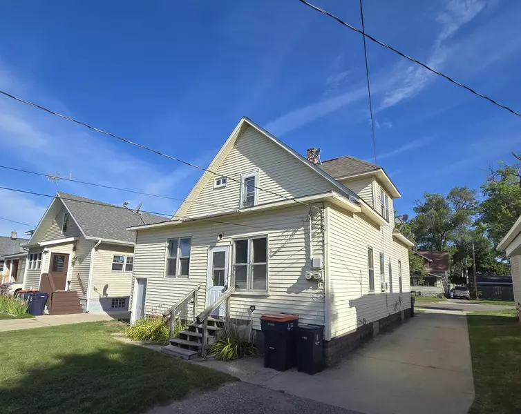 300 W 17th Street, Holland, MI 49423