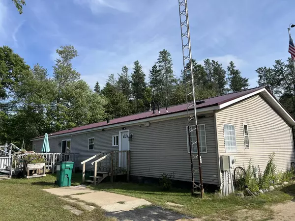 Luther, MI 49656,984 W Rose Meadow Drive Drive