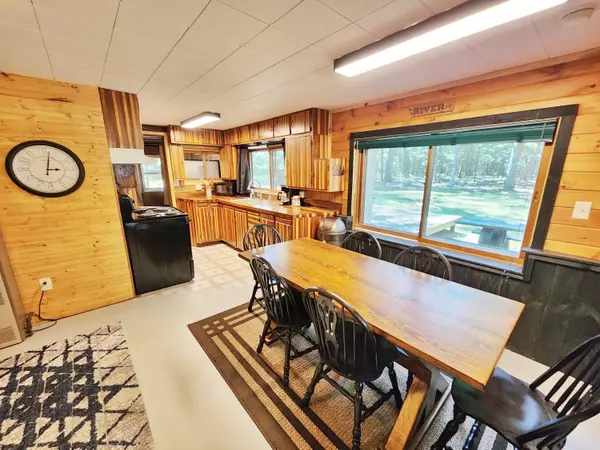Baldwin, MI 49304,8223 W Cypress Avenue