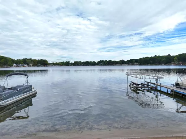 Dowagiac, MI 49047,67023 Lakeshore Drive