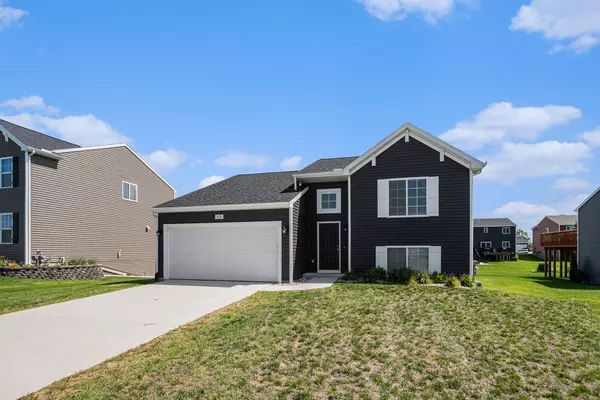 Holland, MI 49424,4128 Tributary Drive