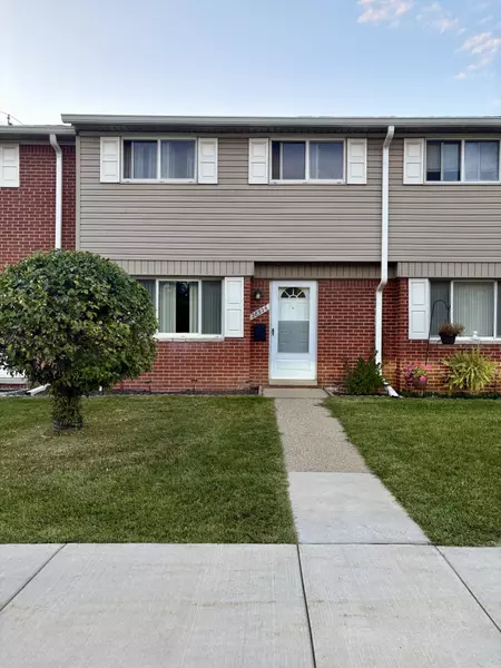 28926 Ann Arbor Trail, Westland, MI 48185