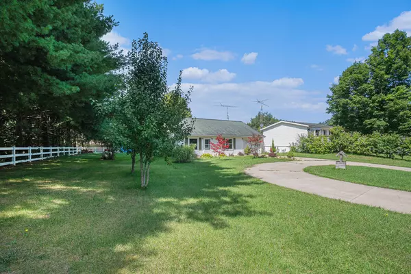 Dowagiac, MI 49047,52420 Joy Drive