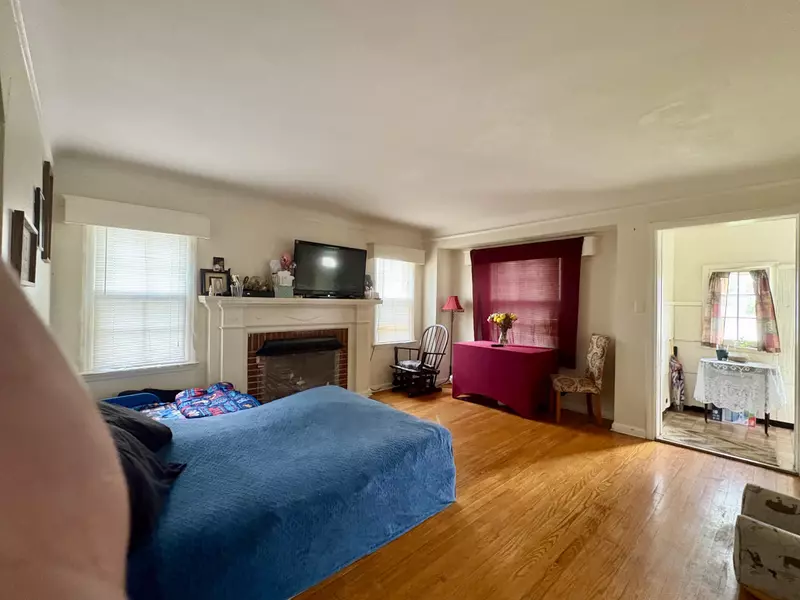 5213 Marseilles Street, Detroit, MI 48224