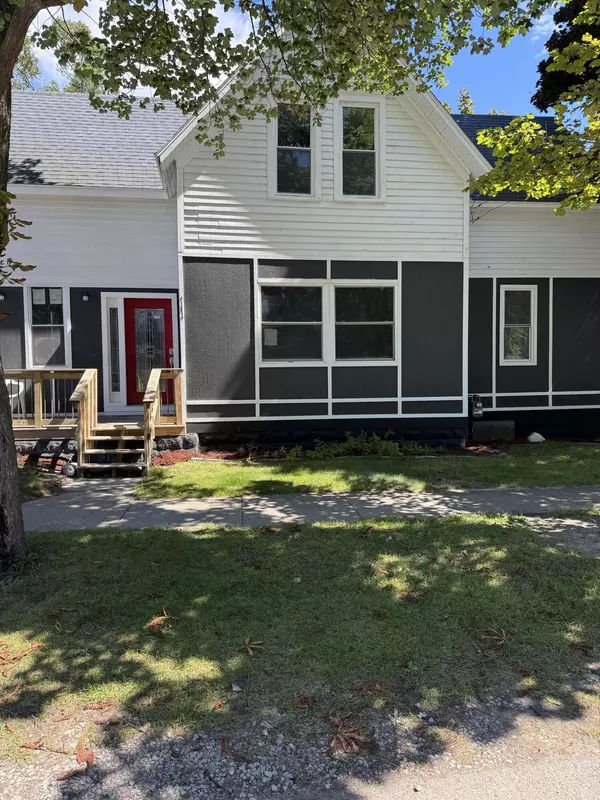 Manistee, MI 49660,805 High Street