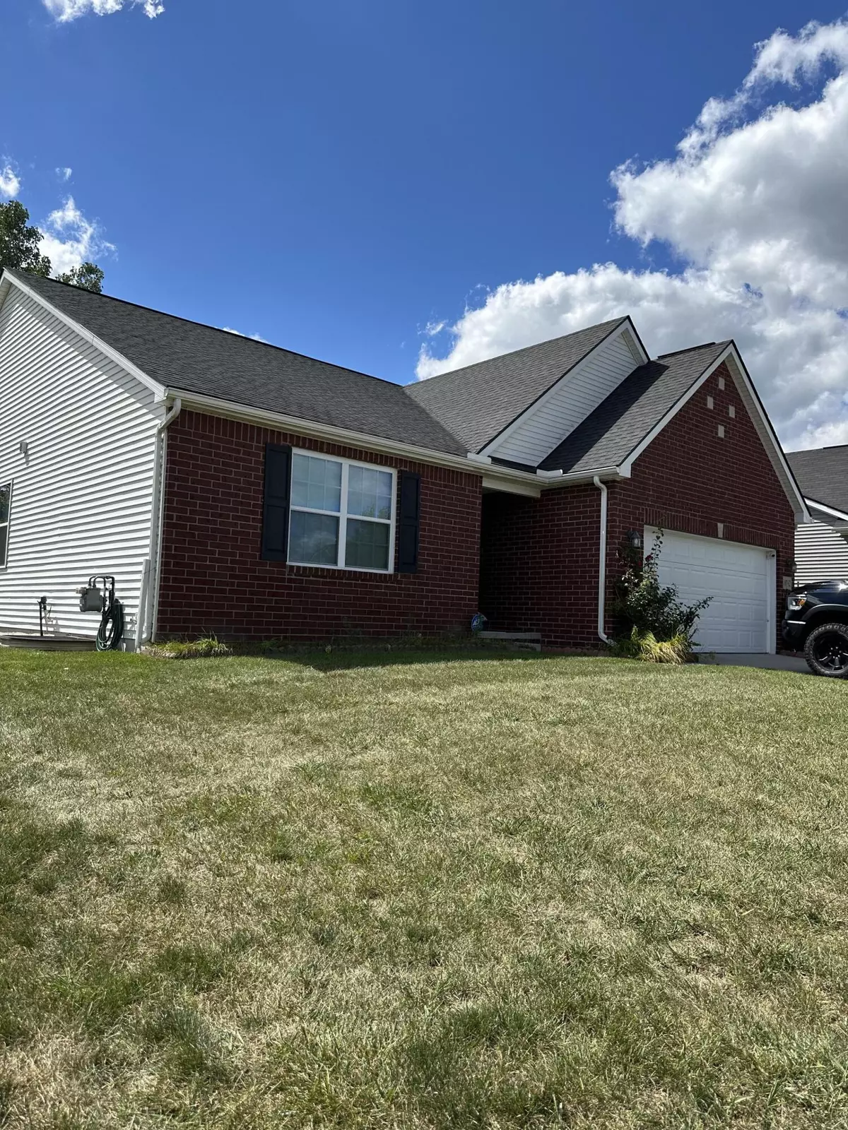 Ypsilanti, MI 48197,8982 Creekway Drive