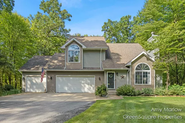 9420 Tiffany Pines NE Drive, Rockford, MI 49341