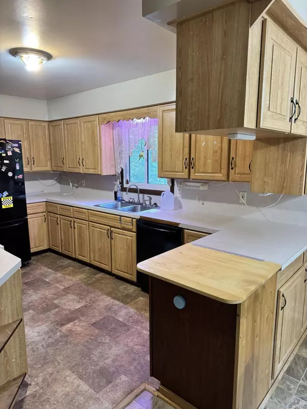 Hastings, MI 49058,727 S Whitmore Road
