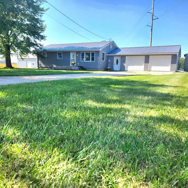 11526 Jordan Lake Road, Lake Odessa, MI 48849