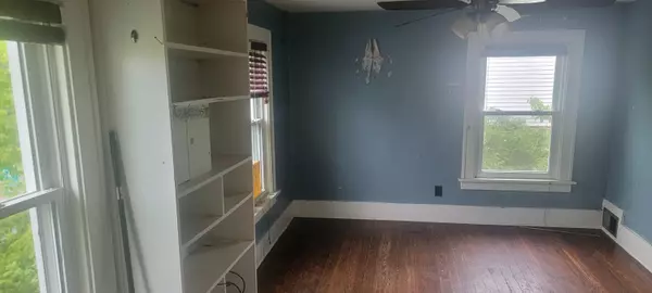 Kalamazoo, MI 49001,907 Russell Street