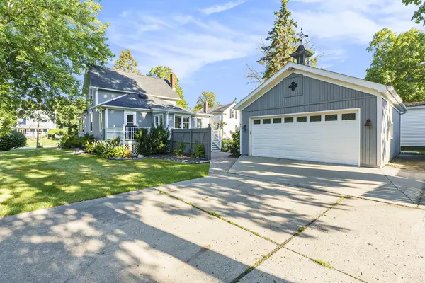 Howell, MI 48843,421 S Walnut Street