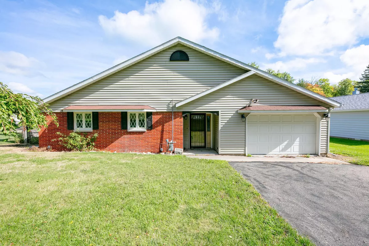Edwardsburg, MI 49112,21734 Channel Parkway