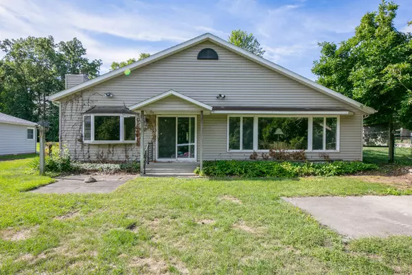 Edwardsburg, MI 49112,21734 Channel Parkway