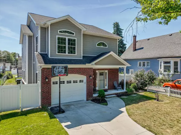 Wyandotte, MI 48192,117 Walnut Street