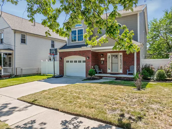 Wyandotte, MI 48192,117 Walnut Street