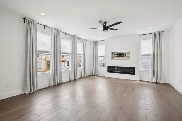 Ann Arbor, MI 48103,331 Honey Tree Way