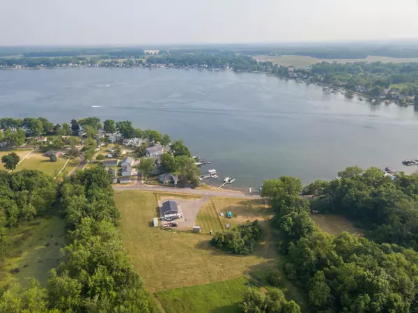 Manitou Beach, MI 49253,9265 Devils Lake Highway