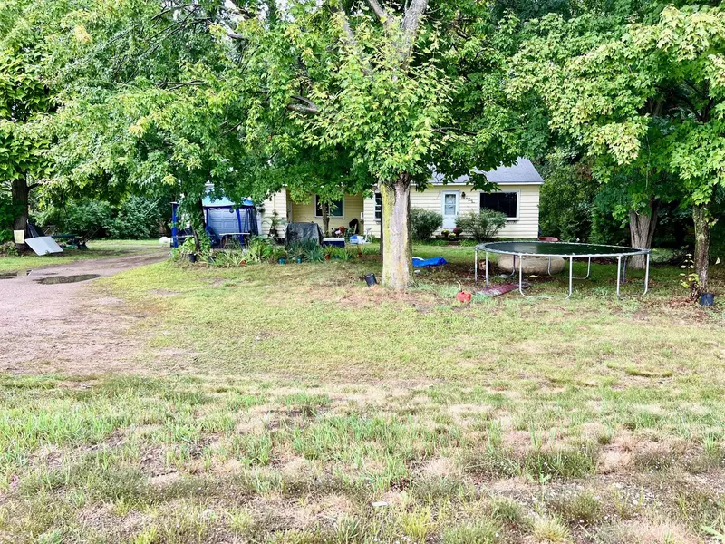 4677 Harvey Street, Norton Shores, MI 49444