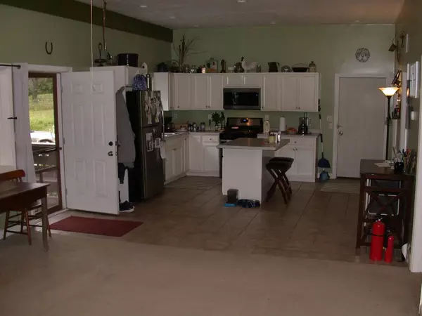 Marcellus, MI 49067,54768 Cranberry Street
