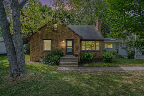 1444 Mark NE Street, Grand Rapids, MI 49525