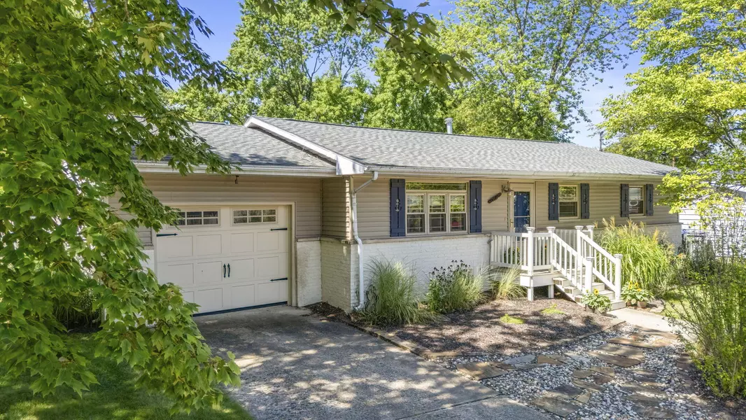1111 Shore Drive, New Buffalo, MI 49117